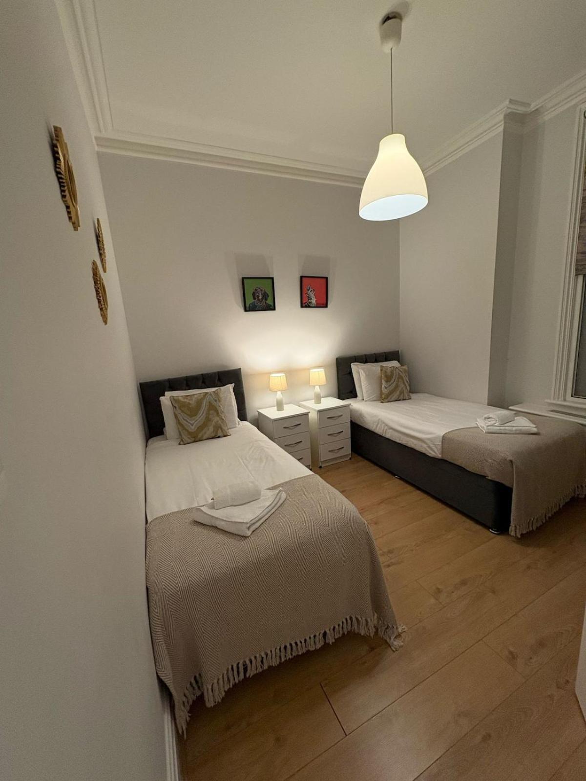 Star London Warwick Mansions 3-Bed Oasis Daire Dış mekan fotoğraf